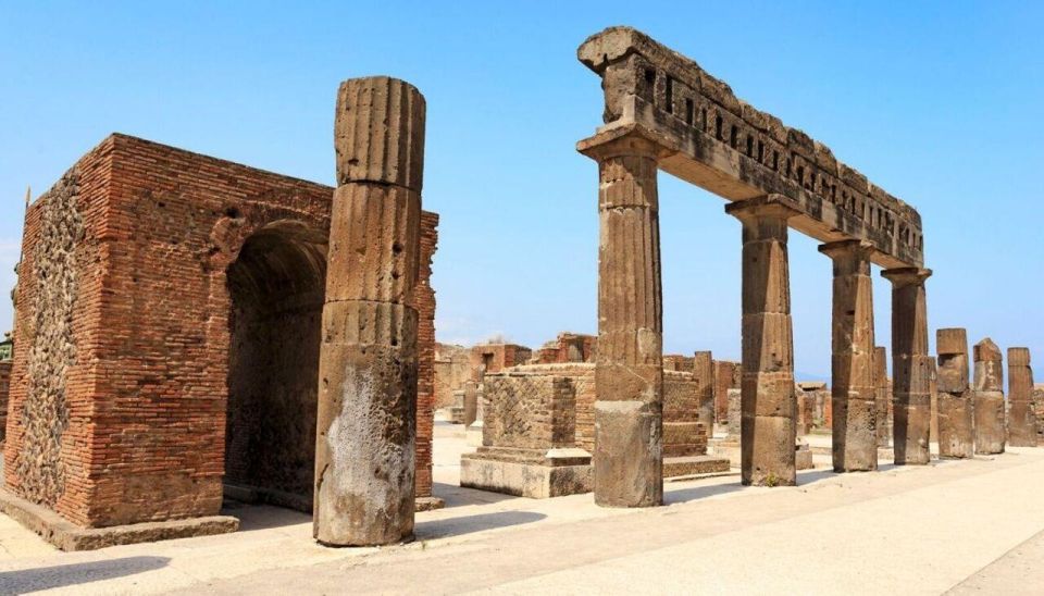 Cultural Day in Pompeii and the National Museum(For V.I.P.) - Highlights