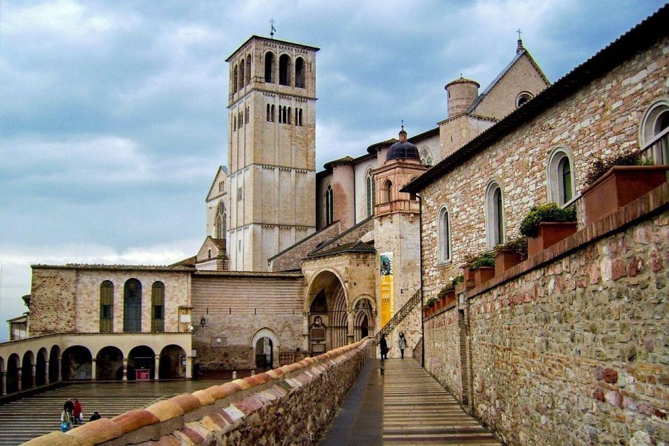 From Florence: Private Minivan Excursion to Assisi & Cortona - Duration and Logistics