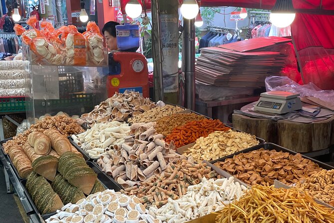 Local Seoul Tour at Traditional Market With Han River Picnic - Han River Picnic Delights