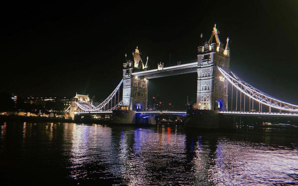 London Bridges Night Time Light Private Tour - Inclusions