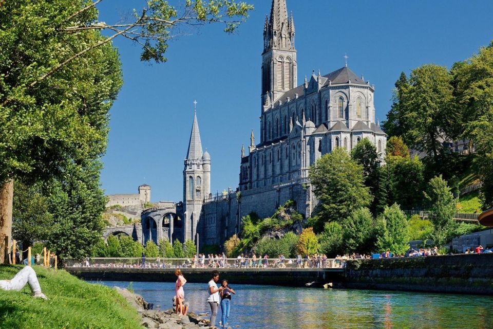 Lourdes Sanctuary: The Digital Audio Guide - Sanctuary Experience and Highlights