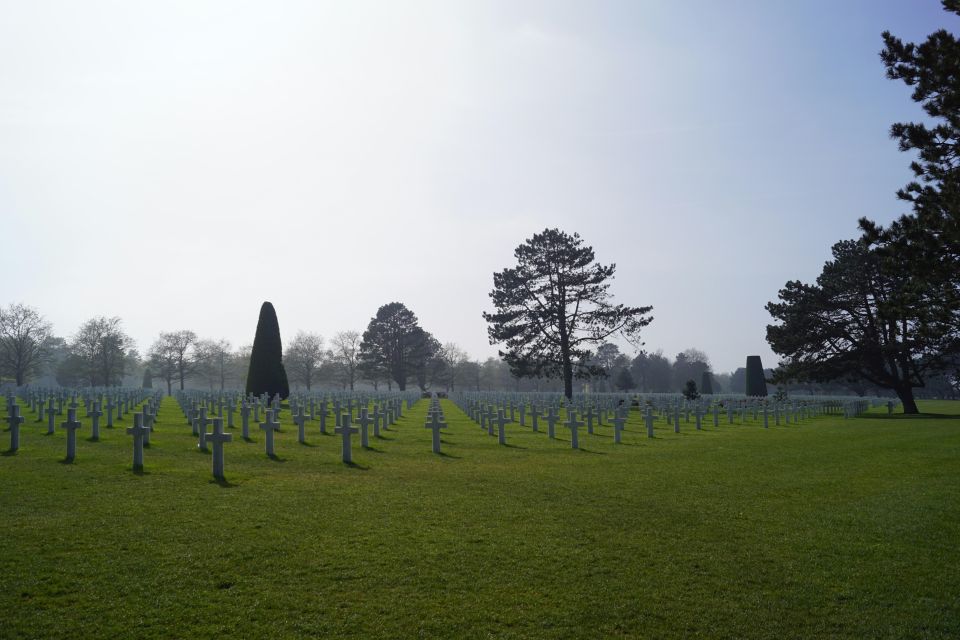 Omaha Beach and Colleville Cemetery Private Walking Tour - Tour Itinerary Highlights