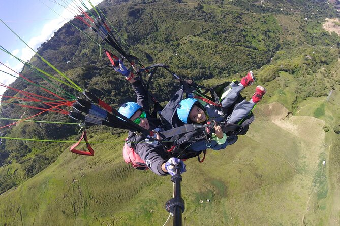 Paragliding Flight Zone in Medellín - Private Tour/Activity for Groups