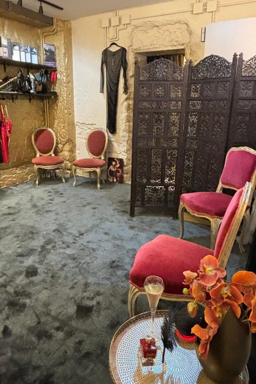 Paris: Private Lingerie Fitting Activity for Couples - Logistical Details to Know