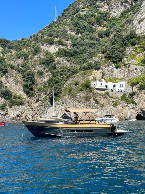 Tour Capri: Discover the Island of VIPs by Boat - Booking and Reservation Process