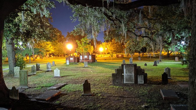 Bad Kitty Haunted Savannah Pub Crawl - Spooky, Naughty Ghosts - Ghost Stories and Love Hauntings