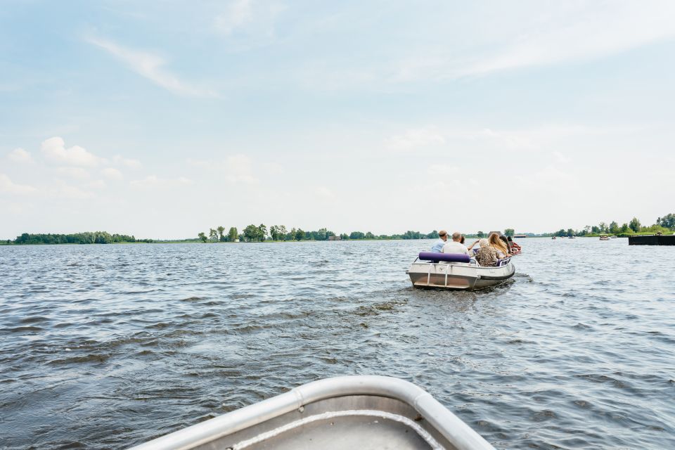 From Amsterdam: Giethoorn & Zaanse Schans Tour W/ Small Boat - Customer Reviews