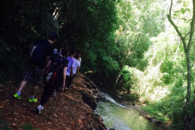 Full Day Hike Through Secret Waterfalls in Foz Do Iguaçu - Enjoying a Scenic Lunch Break