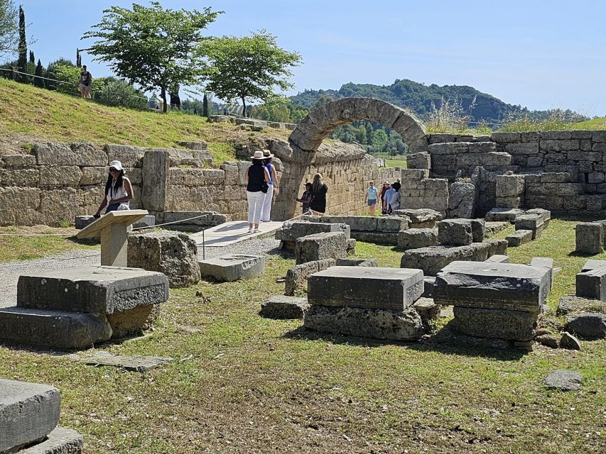 Katakolo: Ancient Olympia and Kourouta Beach Guided Tour - Includes