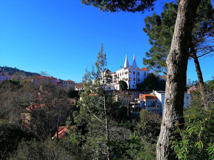 Lisbon: Afternoon Sintra-Cascais Private Tour - Tour Itinerary