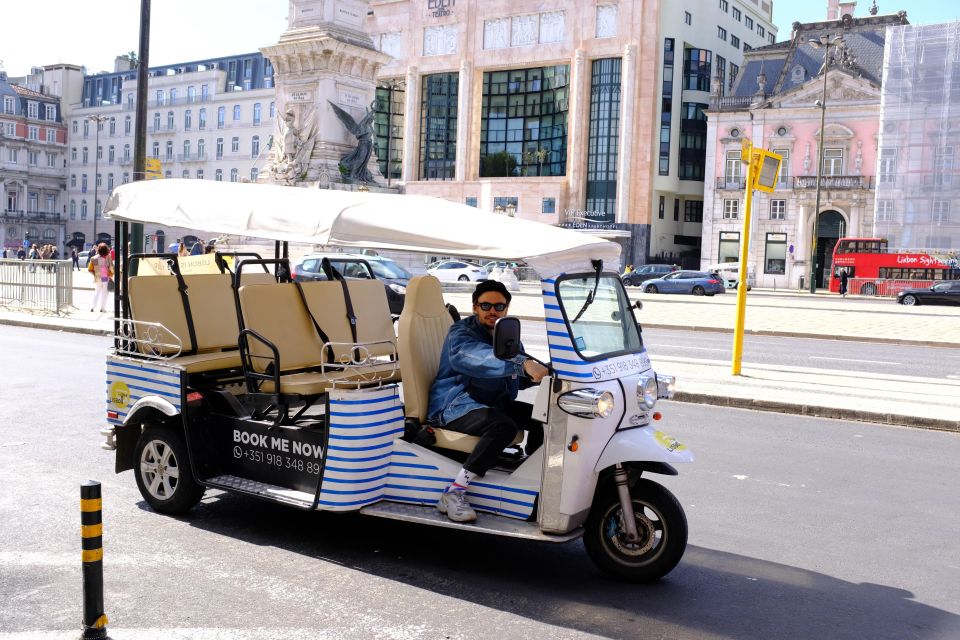 Lisbon: Old City Standard Private Guided Tour by Tuk-Tuk - Meeting Point