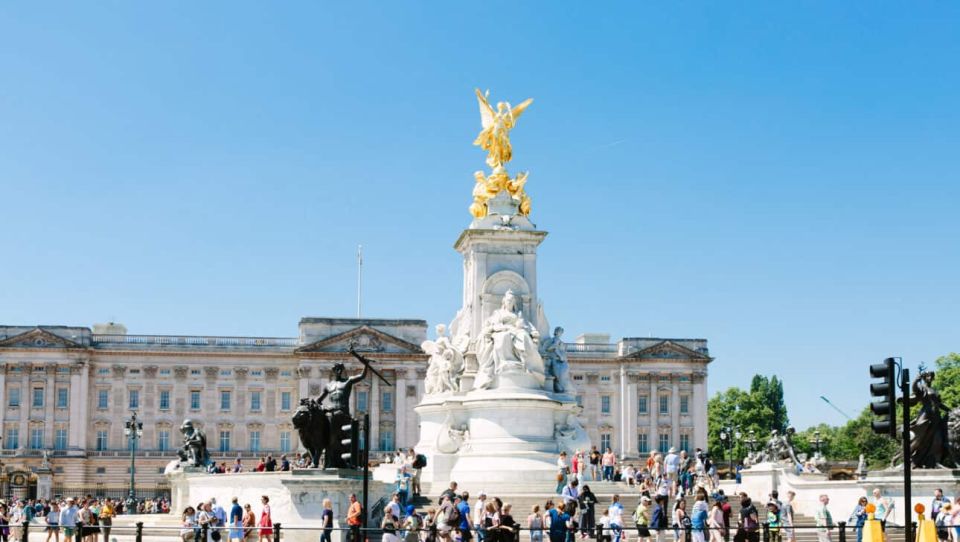 London: Guided Bike Tour With Beers and Lunch - Meeting Point