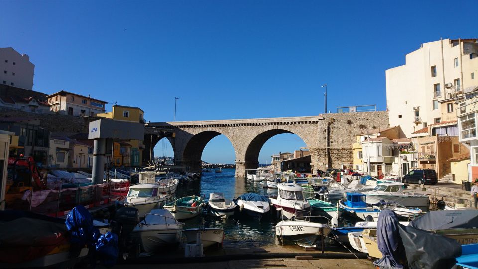 Marseille: Urban Hiking Tour With a Local Guide - Exploring Marseilles Landmarks