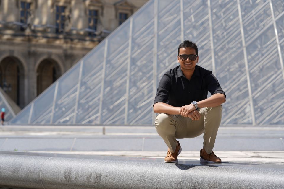 Paris: Private Photoshoot Outside The Louvre Museum - Inclusions and Meeting Point