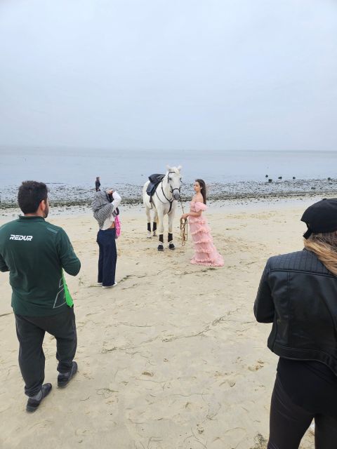 Photo Session With Horses on the Beach or in the Countryside - Inclusions