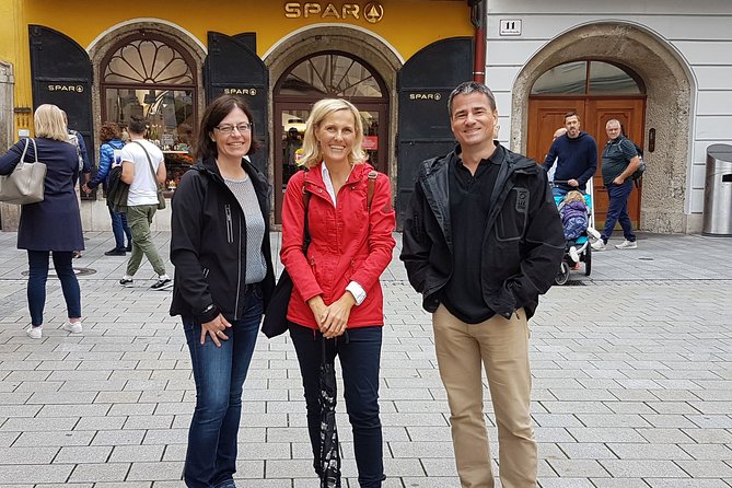 Salzburg Small-Group Introductory Walking Tour With Historian Guide - Directions