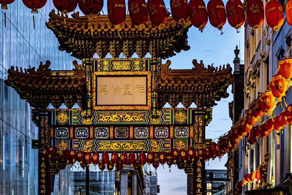 Taste of the Orient: London's Chinatown Exploration - Gastronomic Delights