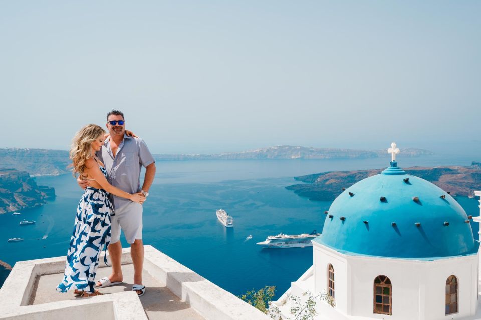 Tour Santorini With a Professional Photographer - Tour Itinerary