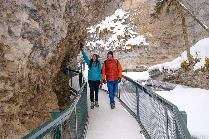 Winter Ice Walk in Johnston Canyon Lake Minnewanka Day Trip - Meeting Points and Logistics