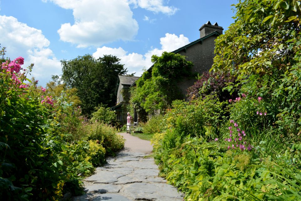 Lake District: Beatrix Potter Half-Day Tour - Tour Experience