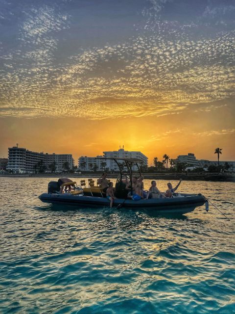 Sunsetboat Tour in Cala Bona/Millor:Sea Caves and Snorkeling - Tour Experience Highlights