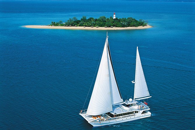 Wavedancer Low Isles Great Barrier Reef Sailing Cruise - Food and Beverage Options