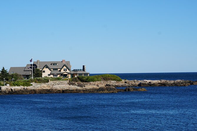 Boston to Coastal Maine & Kennebunkport Guided Daytrip With Trolley Tour - Tour Guide Recognition