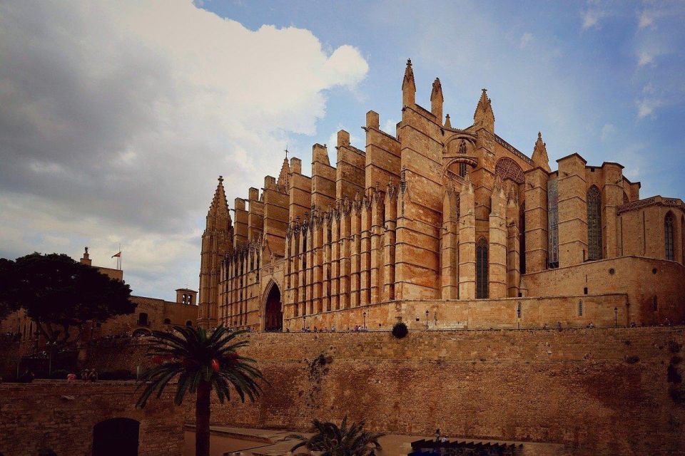 Palma De Mallorca and Valldemossa Private Tour - Additional Considerations