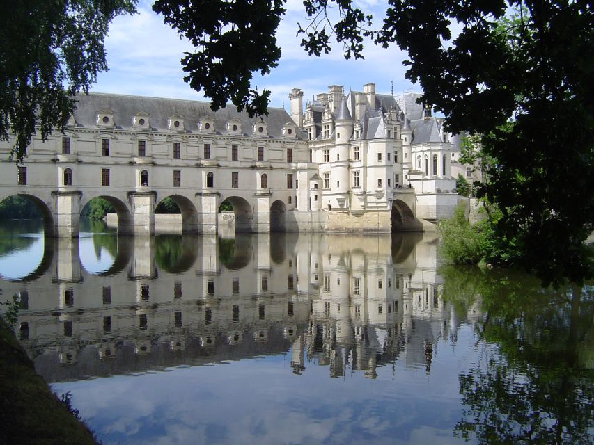 Paris: Top Loire Castles With Lunch and Wine - Traveler Feedback