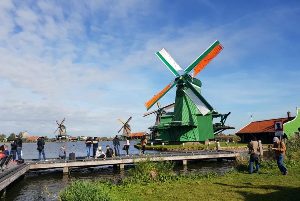 From Amsterdam: Giethoorn & Zaanse Schans Tour W/ Small Boat - Tour Experience Suggestions