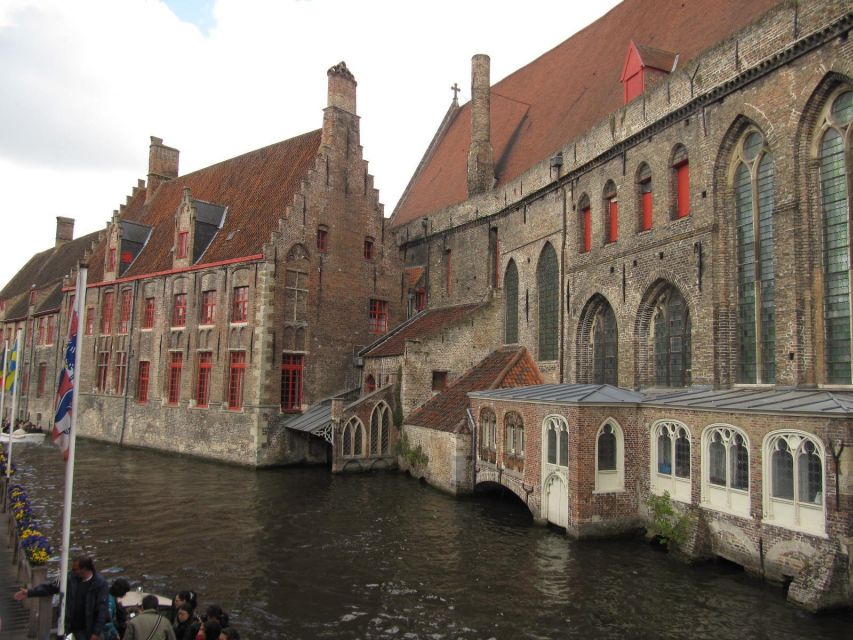 Bruges: 2.5-Hour Private Walking Tour - Common questions