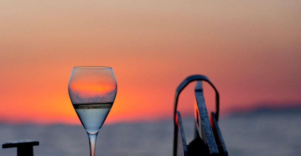 From Positano: Capri Sunset Cruise, Aperitif and Faraglioni - Packing List and Safety