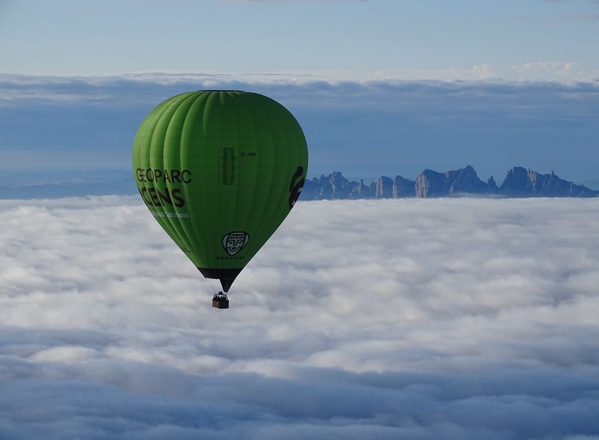 Hot Air Ballooning & Sailing Adventure From Barcelona - Common questions