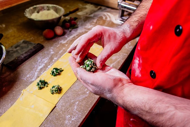 Bologna Traditional Home Cooking Class With Lunch or Dinner - Key Points