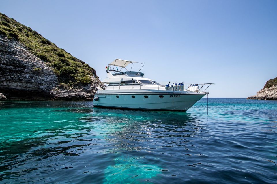 From La Maddalena or Palau: Maddalena Archipelago Yacht Trip - Highlights of the Yacht Trip