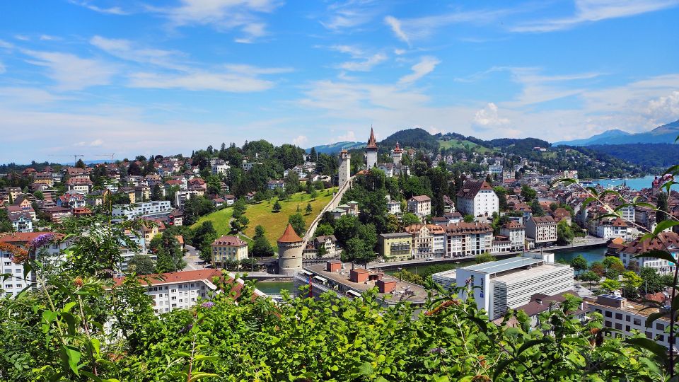 Lucerne - Old Town Private Walking Tour - Key Points