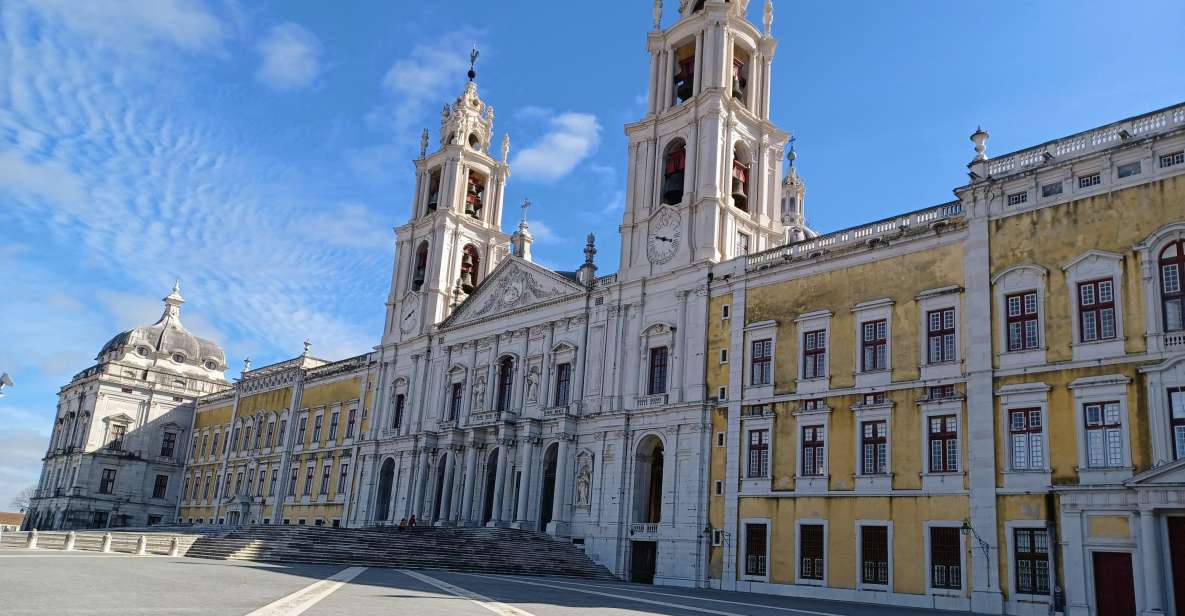 Óbidos Nazaré & Mafra National Palace Private From Lisbon - Key Points