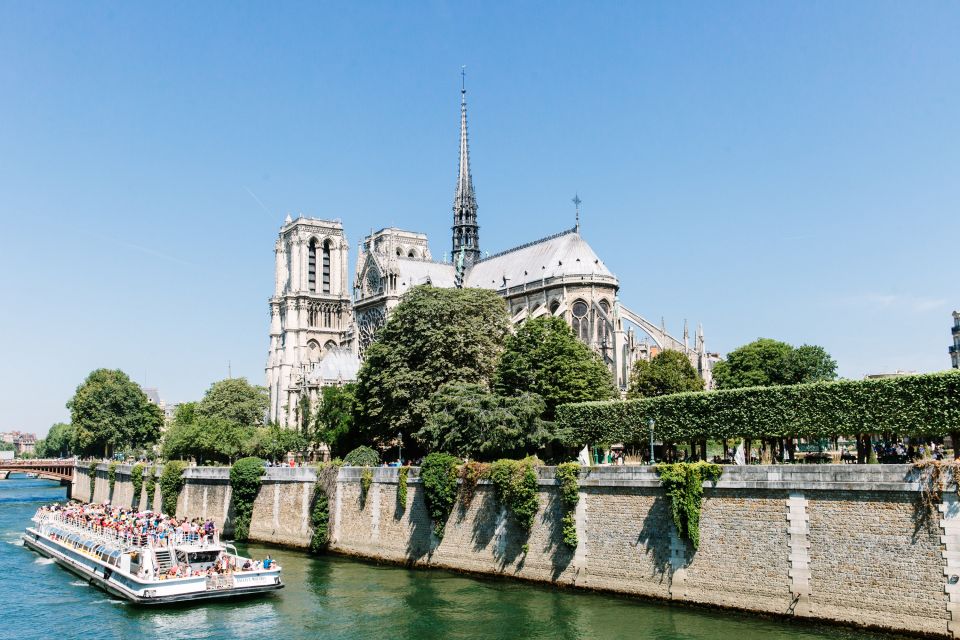 Paris: Island of the City Walking Tour - Key Points