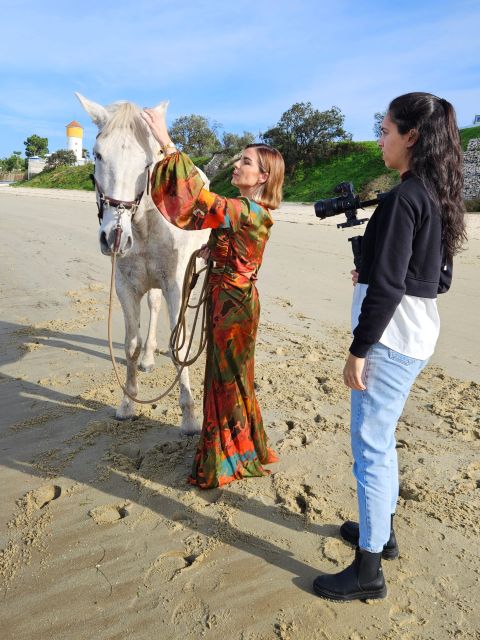 Photo Session With Horses on the Beach or in the Countryside - Key Points