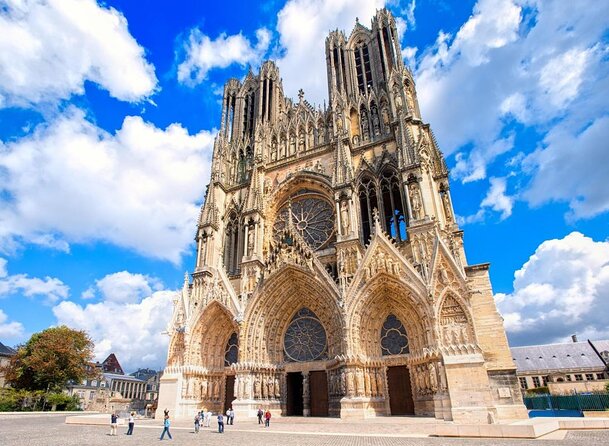 Private 3-Hour Walking Tour of Reims With Official Tour Guide - Key Points