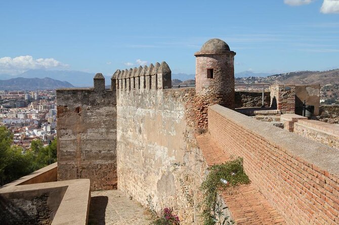 The Best of Malaga in 2 Hours on a Segway - Key Points