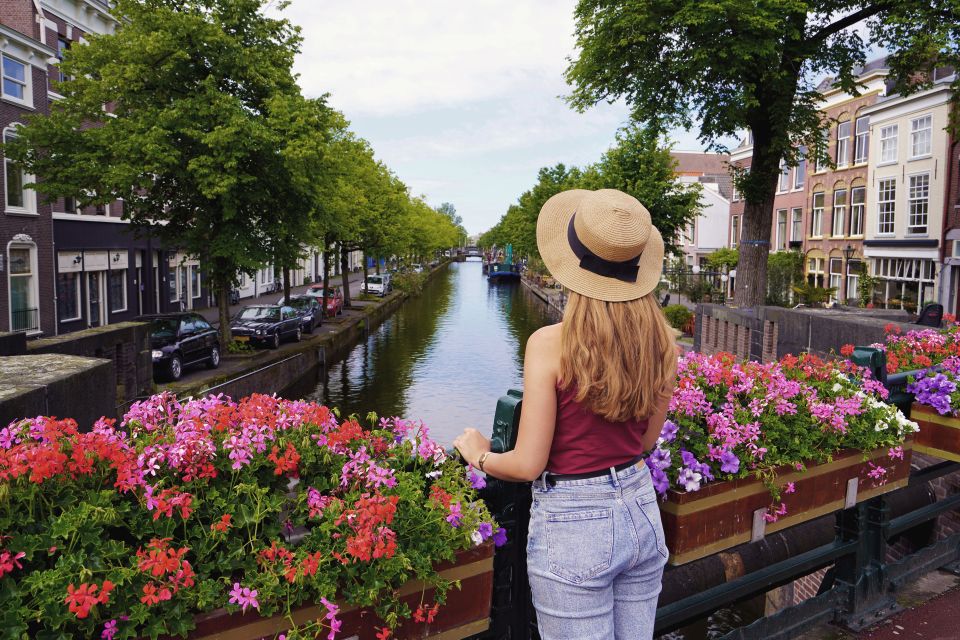 Utrecht: Professional Photoshoot at Utrecht Canals - Key Points