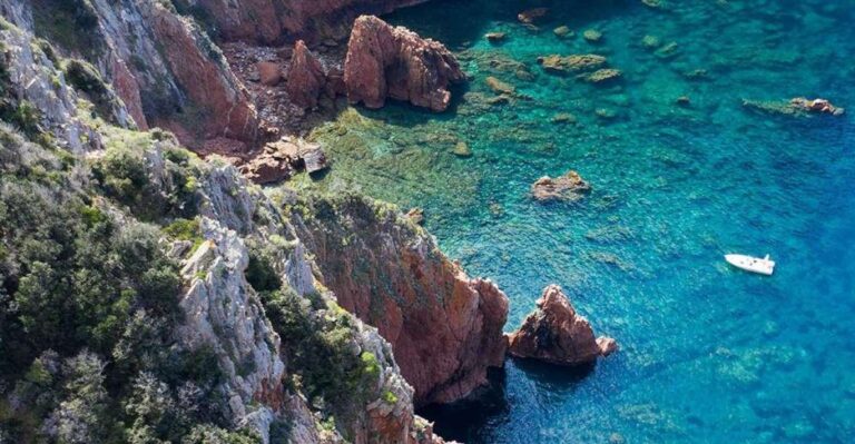 Ajaccio: Scandola – Girolata – Piana – Capo Rosso Tour