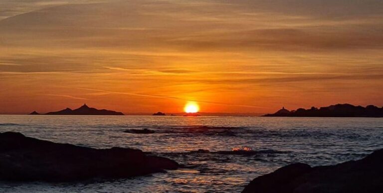 Ajaccio: Sunset Sea Trip to Sanguinaires Islands