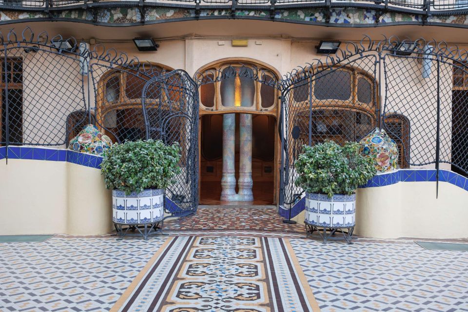 Casa Batllo Fast-Track Tickets, Barcelona Architecture Tour - Tour Details