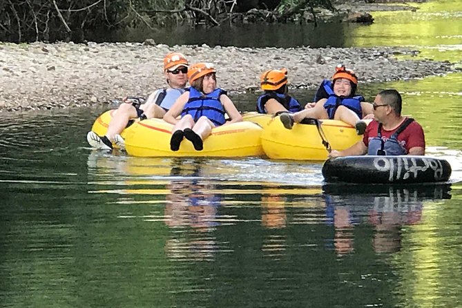 Cave Tubing & Xunantunich (Mayan Ruins) From Placencia