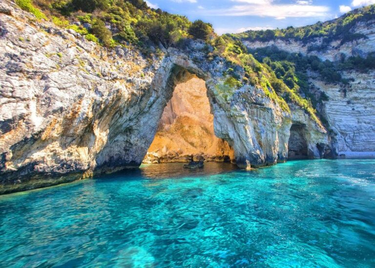 Corfu: Full-Day Cruise to Paxos, Antipaxos, and Blue Caves