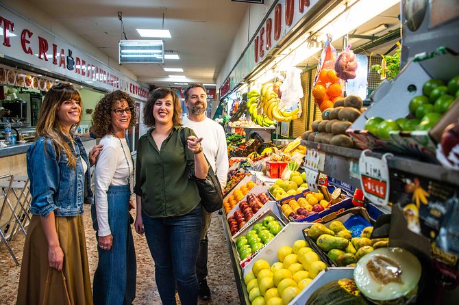 De Mercados: A Neighborhood Market and Tapas Experience