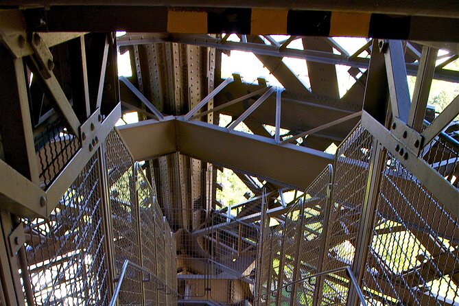 Entrance Ticket for the Eiffel Tower With Optional Guided Tour, in Paris