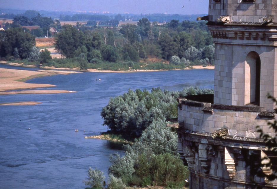 From Paris: Loire Valley Castles Full-Day Tour With Lunch - Tour Details